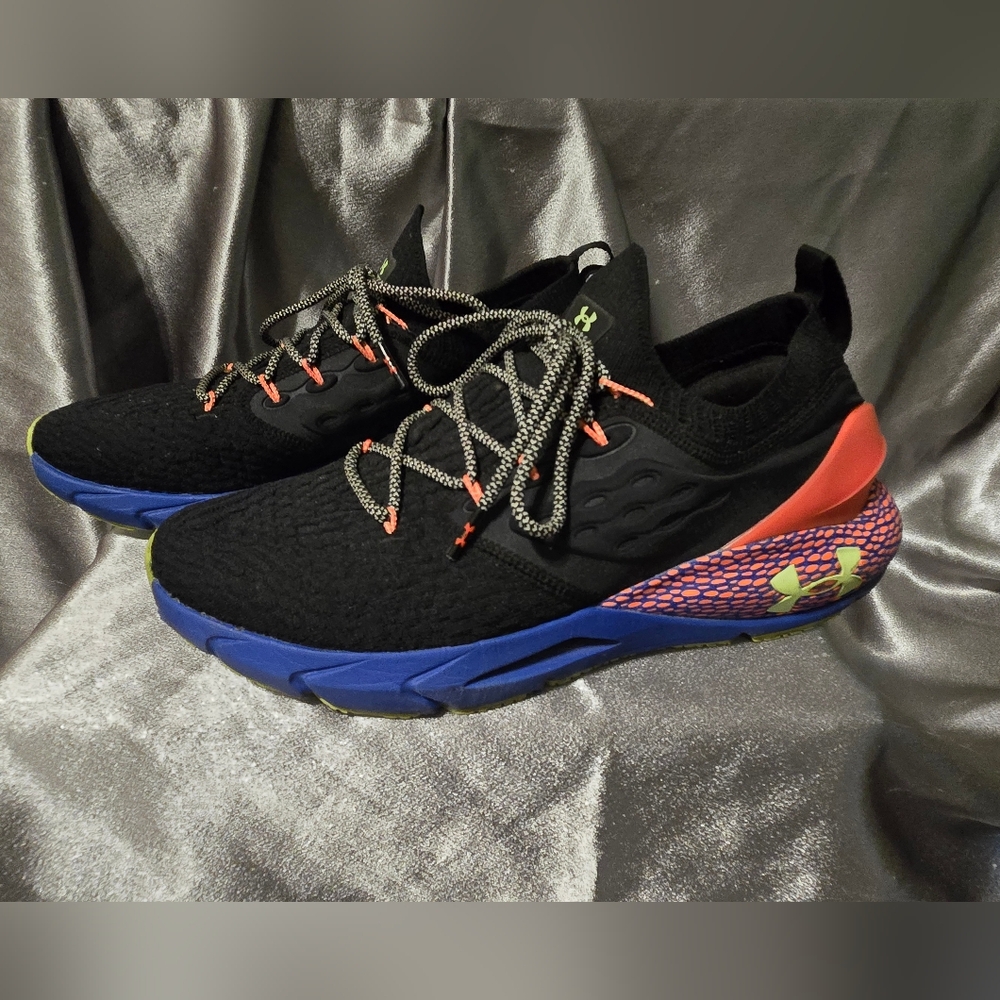 Under Armour HOVR Phantom 2